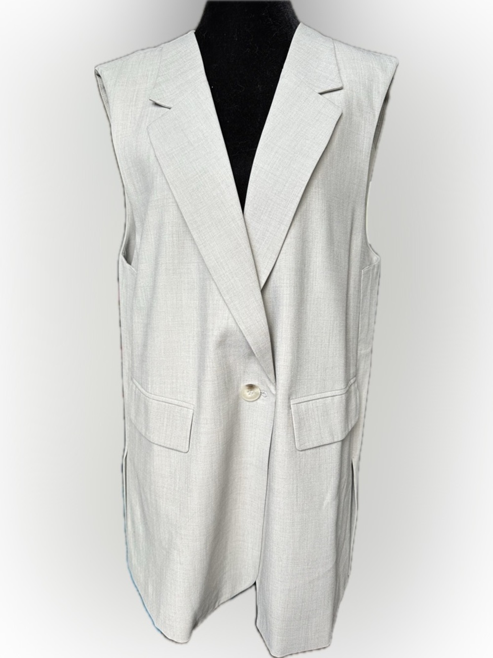 Sleeveless Light Gray Long Blazer Vest